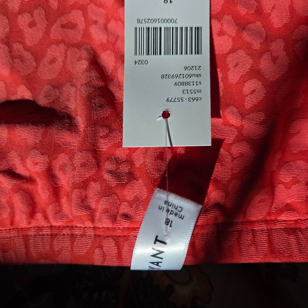 Ladies Swin Suit - Picture 5 of 7